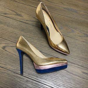 Jessica Simpson louden Loyren platform heel
